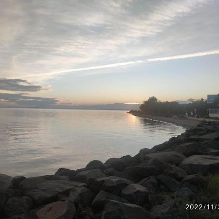 T2 Clim Avec Terrasse Et Place De Parking Privative Balaruc-les-Bains Luaran gambar