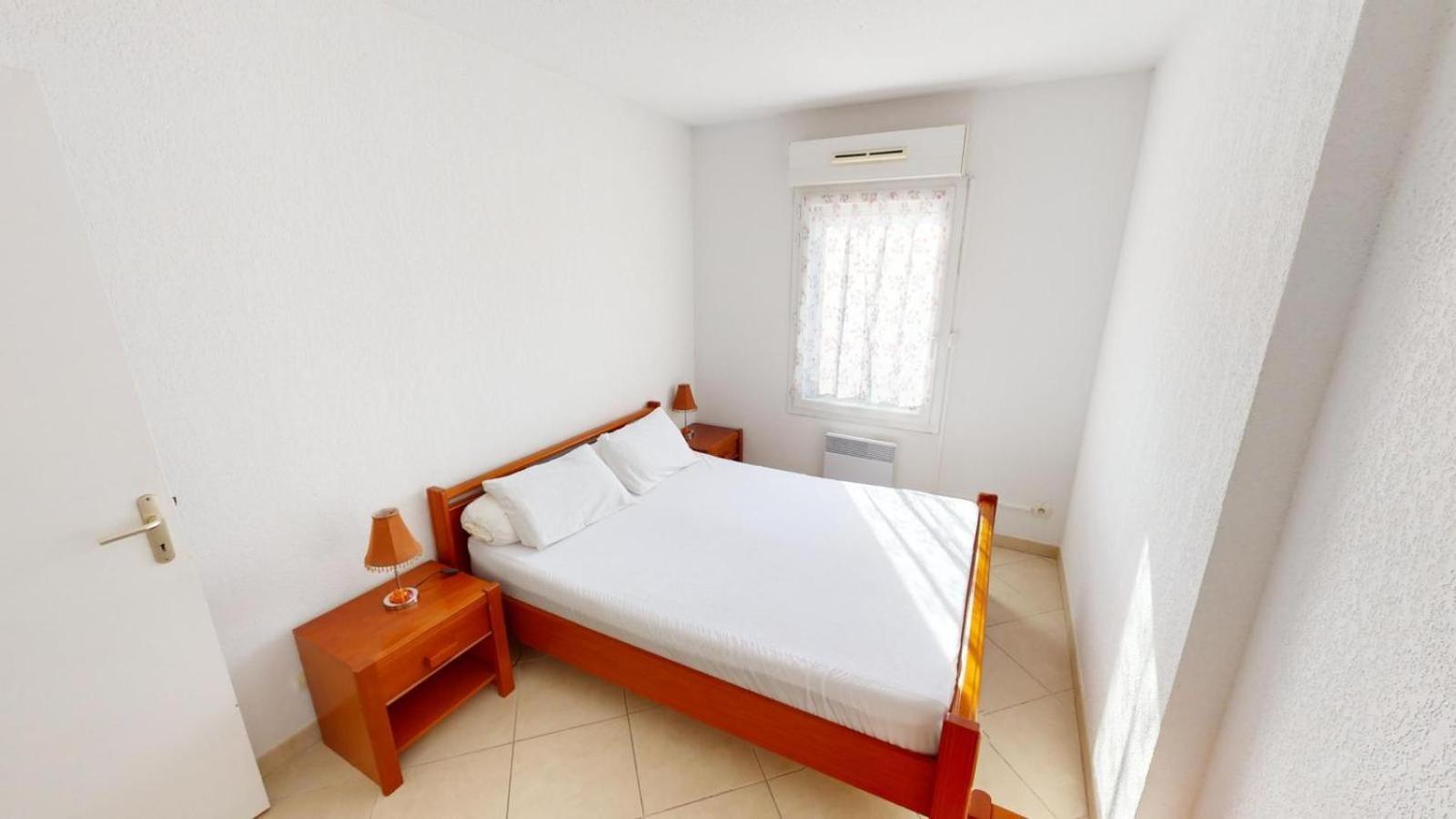 T2 Clim Avec Terrasse Et Place De Parking Privative Balaruc-les-Bains Luaran gambar