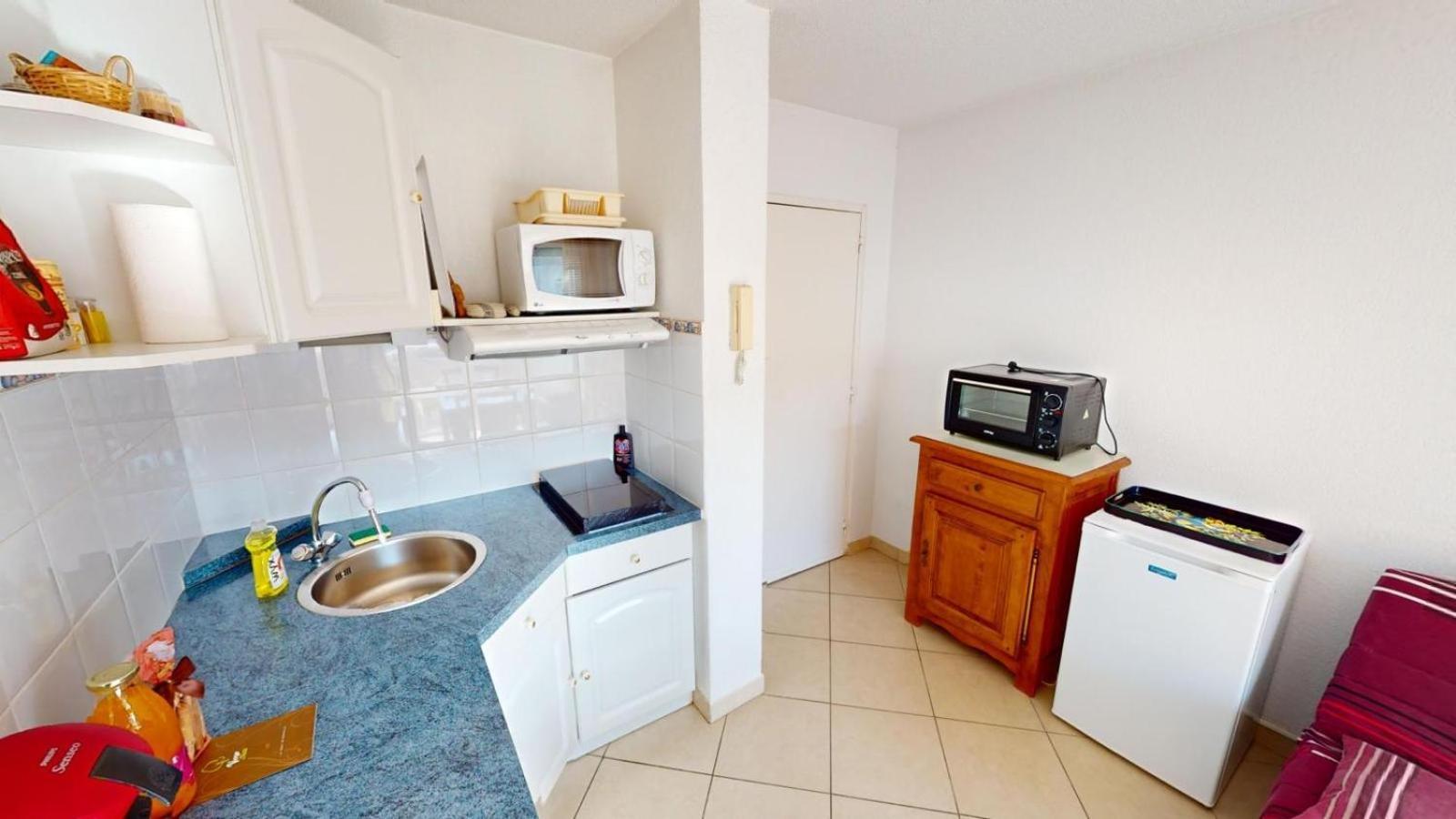 T2 Clim Avec Terrasse Et Place De Parking Privative Balaruc-les-Bains Luaran gambar